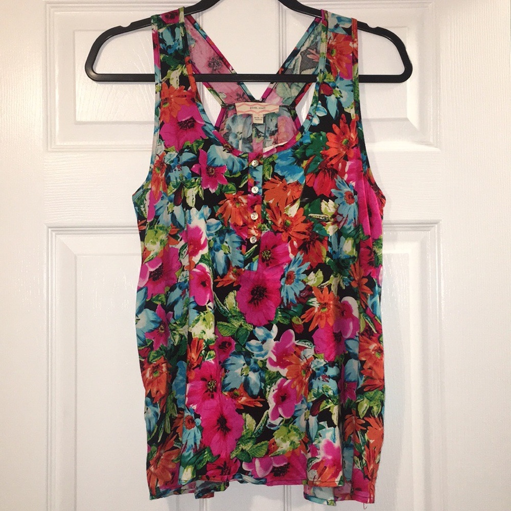 Floral tank